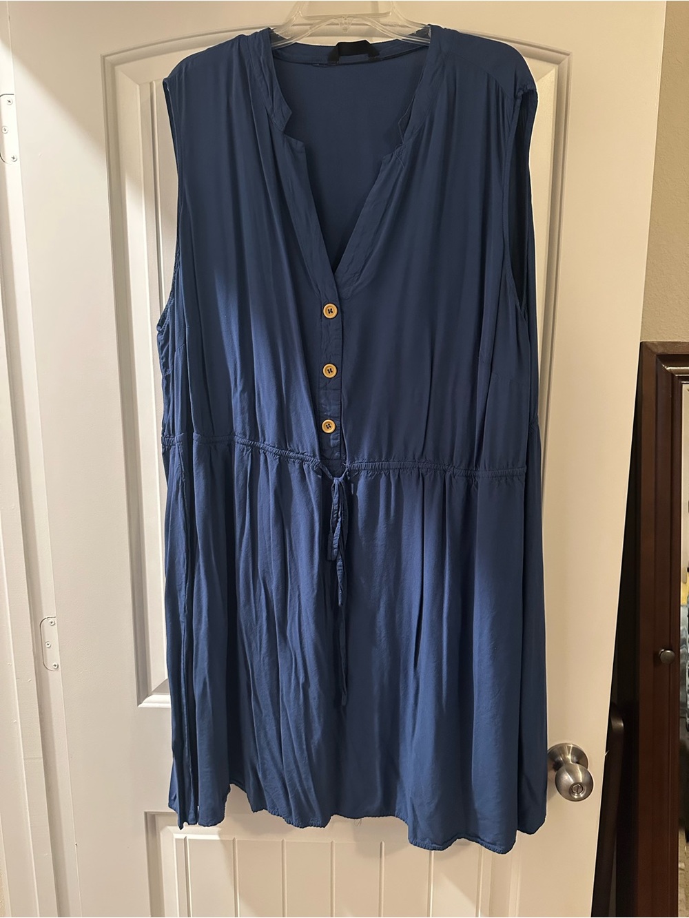 BloomChic Navy Button-Front Sleeveless V-Neck Tunic